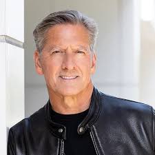 CHASING GRACE eBook : Temple, Dave: Amazon.ca: Books