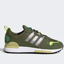 Die sollen natürlich nicht nur gut aussehen, sondern den füßen halt geben und sie bei ihren bewegungen unterstützen. Adidas Originals Zx700 Hd Retro Sneaker Herren Grun Fx7022 Meinsportline De