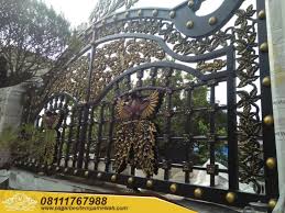 Pagar Rumah Klasik Mewah Modern Pagar Rumah Mewah Klasik Terbaru Rumah Mewah Klasik Modern