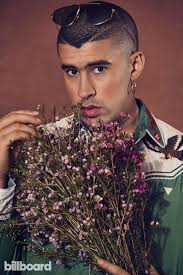 Yo perreo sola bad bunny yhlqmdlg is a popular song by julianees m. Welcome To The Calenton A Reflection On Bad Bunny S Latest Album Fools Magazine