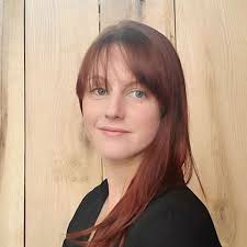 Jessie Hughes's Instagram, Twitter & Facebook