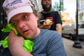 Scenes of a summer scorcher: As CT roasts in oppressive heat, many cool  off, while others bear it