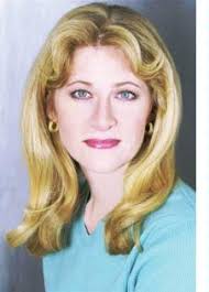 A Theory of Everything Else: Essays: Pedersen, Laura: 9781631527371:  Amazon.com: Books