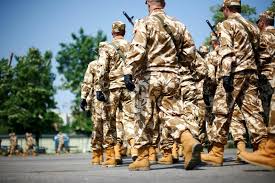 Înscrierile pentru cei care vor să devină rezerviști voluntari în armata română au început pe 10 iulie și se finalizează azi. Ministerul ApÄrÄrii NaÈionale CautÄ RezerviÈti Voluntari Monitorul De BotoÈani