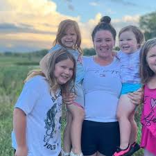 Fundraiser for Traci-Lee Morrison by Desiray Chase : Help for Tawni and her  girls