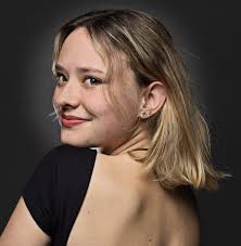 Celia Oconnor's Instagram, Twitter & Facebook