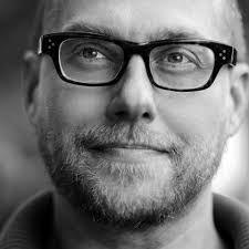 Scott Loftus's Instagram, Twitter & Facebook