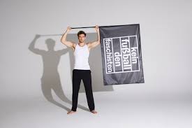 Welcome to my official facebook page. Leon Goretzka On Twitter Wenn Ich Fur Unser Land Spielen Darf Mochte Ich Fur Unsere Werte Und Verfassung Spielen Nicht Fur Ein Land Das In Geschichte Nicht Aufgepasst Hat Schwarz Rot Gold Sind Die