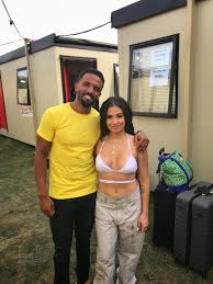2011) children 2 awards full list signature daniel wroughton craig (born 2 march 1968) is an english actor. Craig David On Twitter Thanks To This One Mabel For Smashing Her Set Today At My Ts5 Southwest4 Takeover Tent You Re A Star