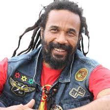 Justin Depaola's Instagram, Twitter & Facebook