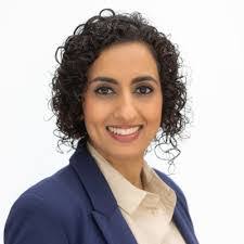 Sara Surti's Instagram, Twitter & Facebook