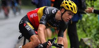 Se le considera un clasicómano, gracias a sus grandes actuaciones tanto en la ruta como en el ciclocrós. Wout Van Aert Jaagt Op Ritwinst In Een Massasprint Overgangsetappe Of De Tijdrit Wielerflits