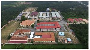 Sekolah menengah pertama islam terpadu (smpit) daarussalaam sangatta utara kutai timur berada di bawah naungan yayasan pembina muslim daarussalaam sudah memasuki kancah baru dalam dunia pendidikan. Sekitar Pemandangan Dari Atas Sekolah Subhanallah Cantiknya Semoga Terus Istikamah Dalam Sekolah Menengah Islam Maahad Tahfiz Al Quran Hira Jeram Facebook