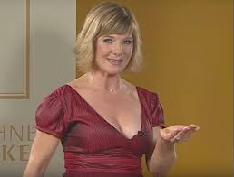 Fan bin ich wohl nicht.aber ich freue mich, wenn frau johnen oder frau williams auf sendung gehen. Beate Johnen Hse24 Kosmetik Ehemann Privat Zwillinge Hochzeit Wiki