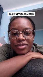 Melinda Shade's Instagram, Twitter & Facebook