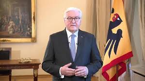 Encouraging and warm, calling for solidarity and patience, talking about hope for the future and thanking all those people who keep the country running: Germany Steinmeier Calls On Germans To Pull Together To Overcome Crisis Of Trust In Easter Covid Address Video Ruptly