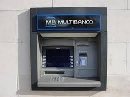 The first allows the customer to pay via online banking. Proposta De Acao Interventiva Da Camara Municipal Junto Das Entidades Bancarias De Forma A Assegurar A Desejavel Coesao Social E Territorial No Centro Urbano Em Face Do Deficit De Caixas Atm Multibanco