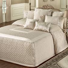 silk allure fawn tailored oversized quilted bedspread bedding yatak ortuleri yatak carsaflari ev icin