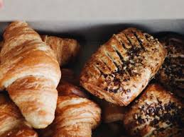 See full list on realmenuprices.com Starbucks Offers New Croissants In Celebration Of National Croissant Day 2017 Chew Boom