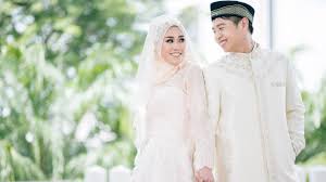 Maybe you would like to learn more about one of these? 20 Contoh Nasehat Pernikahan Islami Singkat Yang Menyentuh