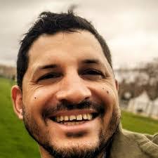 Calvin Hoy's Instagram, Twitter & Facebook