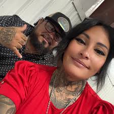 Who can replace a windshield