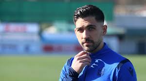 Trabzonspor lisanslı kasketleri taraftarların beğenisine sunma kararı aldı. Trabzonspor Haberleri 12 Subat Cuma Mackolik Com