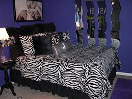 The room can and may reflect the persona of the owners and at the same time, fantasy bedroom decor create an intimate area. Purple And Zebra Zebra Bedroom Decor Zebra Room Zebra Bedroom