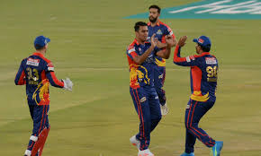 Quetta are well poised for a big score at the halfway mark of their innings shadab khan to rilee rossouw, 1 run over 7: Karachi Kings Make Short Work Of Quetta Gladiators Newspaper Dawn Com