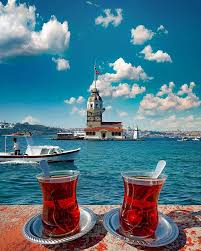 Turkischer Tee Und Der Madchenturm In Istanbul Der Istanbul Madchenturm Tee Turkischer Und Istanbul Turkei Istanbul Turkei Urlaub