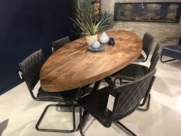 ovaal eettafel mangohout eleonora hillshome steigerhouten meubels stalen meubels painting the past ovale eettafels eettafel decoraties eettafel ontwerp