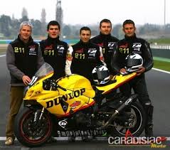 Le ring de bridgestone, dunlop, pirelli, michelin… dunlop équipe la majorité du plateau et tire beaucoup d'enseignements de l'endurance, course après course. Toujours Deux Motos En Championnat Du Monde D Endurance Pour Le Team Motors Events