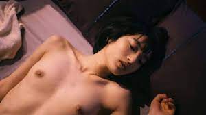 門脇麦 ヌード画像 勃起した乳首がエロい！おっぱい丸見え濡れ場セックス【GIF】 - 裏ピク