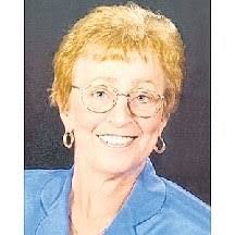 Lisa Constance's Instagram, Twitter & Facebook