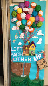 Anti Mobbing Woche Turdekorationswettbewerb Up Movie Heben Sie Sich An Disney Tur Site Today Door Decorations Classroom Door Decorating Contest Classroom Decorations