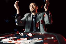 In this video, professional blackjack players colin jones and loudon ofton break down the. 120 500 Blackjack Strategy Pro Reveals His Best Techniques And Tips