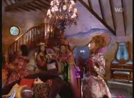 Le film cendrillon est vraiment captivant et récolte de bon avis. La Legende De Cendrillon Partie 2 Video Dailymotion