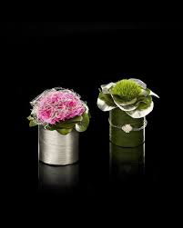 Special Decor Customized Arrangements To Order Armani Fiori Modern Floral Arrangements Modern Flower Arrangements Flower Arrangements