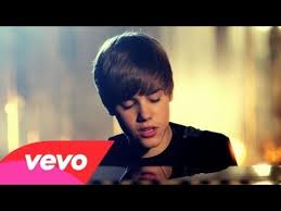 Day 21 A Song You Listen To When You Re Happy U Smile By Justin Bieber Love This Song And The Justin Bieber U Smile Justin Bieber Lyrics Justin Bieber Music