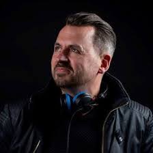 Marcus Bennett's Instagram, Twitter & Facebook