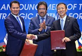 Seperti yang dinyatakan dalam laporan tahunan proton, syarikat perlu menumpukan kepada pasaran eksport supaya pertumbuhan yang ketara dapat dicapai. Drb Hicom Jual 49 9 Peratus Pegangan Proton Kepada Geely Holding Astro Awani