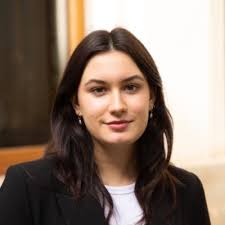 🎓 Thrilled to announce my official graduation from IE University with a  Dual Bachelors in Law and Business Administration, marking an incredible  5-year journey! Reflecting back, it has been an…