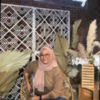 * has awarded construction contract to bina jurati sdn bhd with a contract * deal in relation to construction works of food factory of auric flavours source text for eikon: Linkedin Namecard