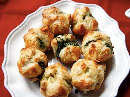 On thanksgiving, we don't eat much in the morning, so that we have plenty of room for a huge thanksgiving dinner. 11 Easy Thanksgiving Appetizers To Feed A Crowd