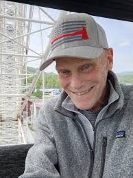 It is with deep regret the department announces the death of Firefighter  Thomas E. Ryan, Ladder-33, which occurred