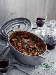 Learn How To Make A Good Boeuf Bourgignon Julia Childs Beef Bourguignon Recipes Food