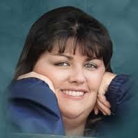 Cheryl Lea's Instagram, Twitter & Facebook