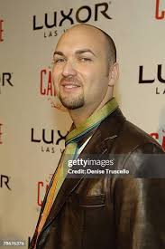 Adam Steck's Instagram, Twitter & Facebook