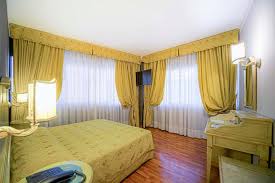 Get discount offers on platform beds at competitive prices available in all queen and king size furniture. Hotel Aaron Mestre Updated 2021 Prices