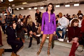 #bella hadid #gigi hadid #anwar hadid #hailey baldwin #gigi hadid street style #gigi hadid style #beautiful #justin bieber #jesy nelson #north west #kendall jenner #kylie cosmetics #kylie jenner #kim kardashian #khloe kardashian #kourtney kardashian #street style #streetstyle #selena gomez #taylor. Kendall Jenner And Anwar Hadid Were Caught Making Out At Nyfw Complex